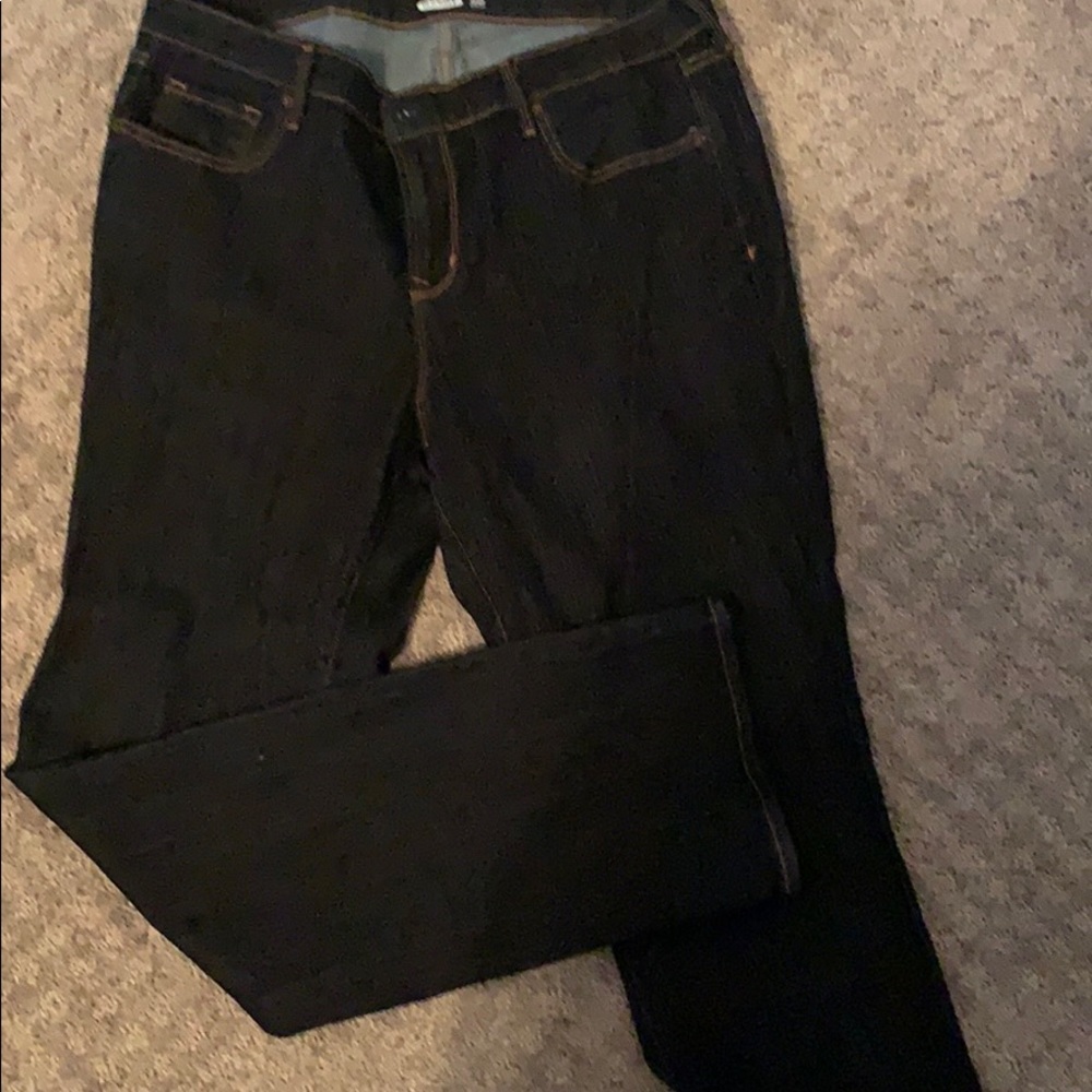 Like new Old Navy dark wash boot cut jeans SZ 14